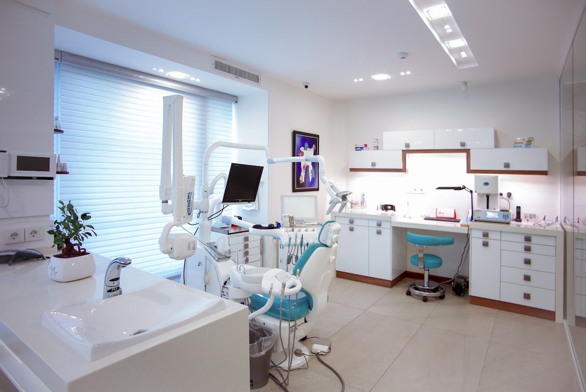 5 Ways Dental Clinics Are Cutting Overhead Costs with AI C-Suite Consulting